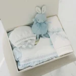Gifting sets for baby showers